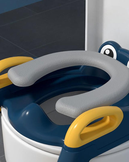 Reductor si Scaunel Inaltator WC, pentru Copii 1 - 7 Ani, 2 Trepte Reglabile, Pliabil, Colac Moale, cu Spatar si Manere, Inaltime 54/ x , din Plastic+PVC