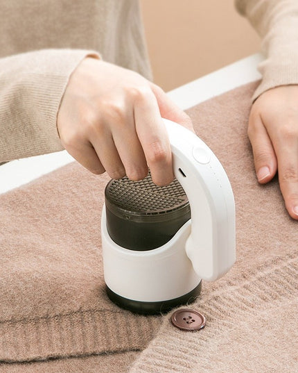 Aparat Pentru Curatat Scame, Par Si Praf, cu LED, Pentru Diferite Tipuri De Material, Cu Lame Din Otel Inoxidabil, Compartiment de Depozitare, Maner Reglabil