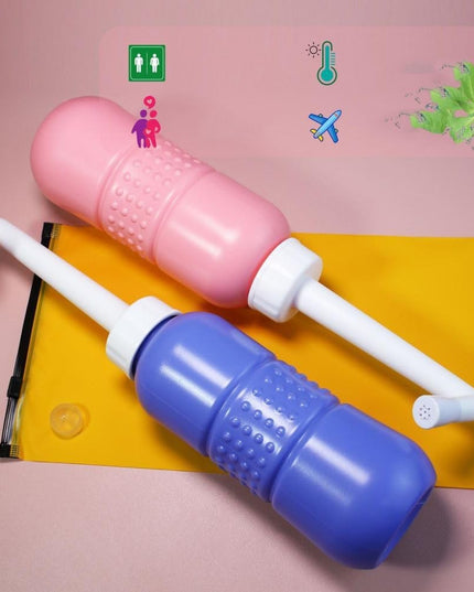 Bideu Portabil pentru Igiena Intima, pentru Postpartum/ Postoperator, 450 mL, cu Capac si Husa Galbena,Culoare Recipient