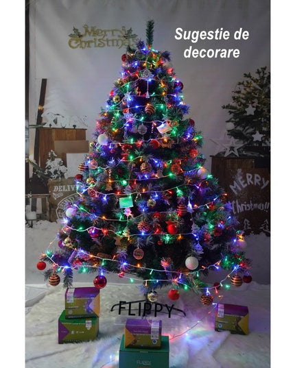 Brad artificial de Craciun nins, decorat cu conuri pin, pentru interior/exterior, inaltime , diametru , 1150 ramuri