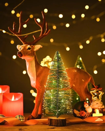 Brad artificial de craciun, ornament pentru masa, pe suport lemn, inaltime