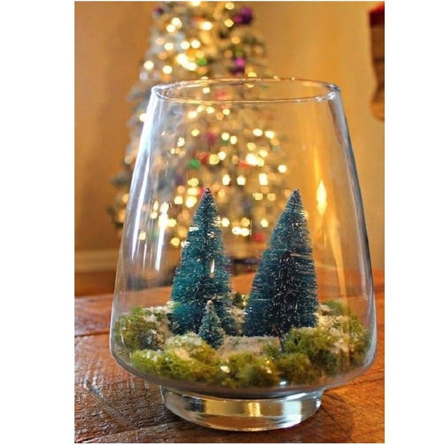 Brad artificial de craciun, tip pin inzapezit, ornament pentru masa, pe suport lemn, inaltime