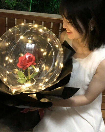 Buchet Decorativ, Trandafir in Balon cu Lumini Led, Diametru , 2 x Baterii AA (neincluse)