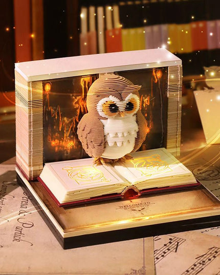 Calendar Interactiv 3D 2026, Calendar de Sculptura cu Luminite LED, Bufnita Magic World, pentru Copii, Calendar de Birou Ornamentat, 9 x 9 x 6.8 cm