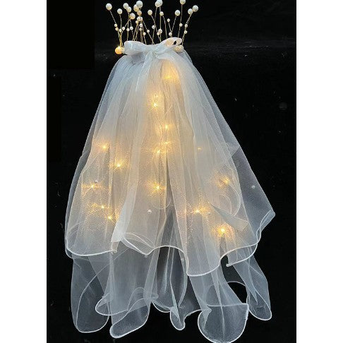 Voal Luminos cu Coronita, Lumina