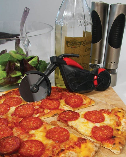 Cutit pizza creativ in forma de motocicleta, cu suport pentru cutit,otel/PP
