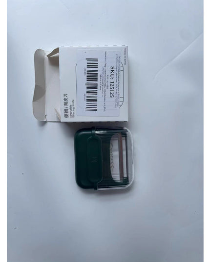 Decojitor/Curatator manual de legume si fructe, portabil, cu magnet, doua lame, Inox