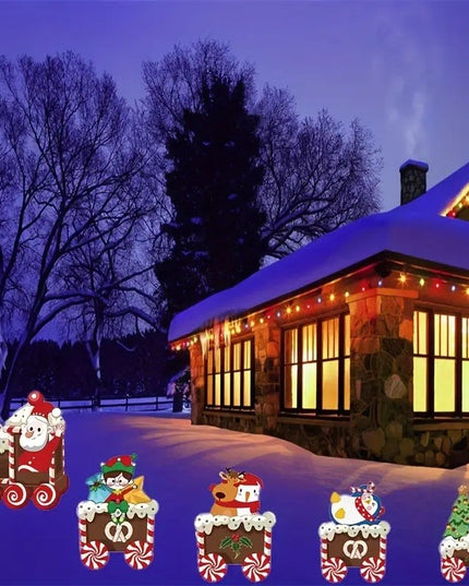 Decoratiune de Craciun, pentru Gradina, Tip Trenulet, 5 Figurine + Bete de Infipt in Pamant, din Plastic, Impermeabil, Model Mos Craciun cu Prietenii