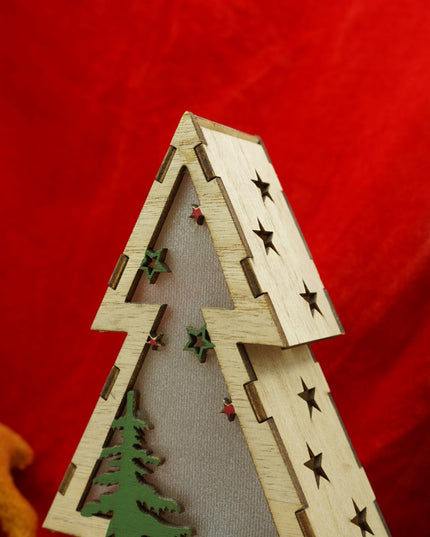 Decoratiune luminoasa, model de Brad cu Om de zapada