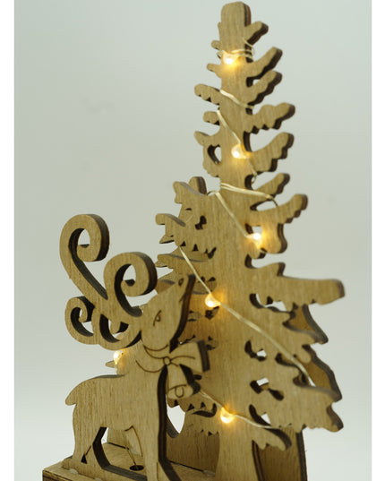 Decoratiune luminoasa, peisaj cu Cerb si Brad