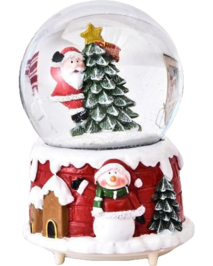 Decoratiune glob cu zapada Mos Craciun in brad, diametru 6.5 cm