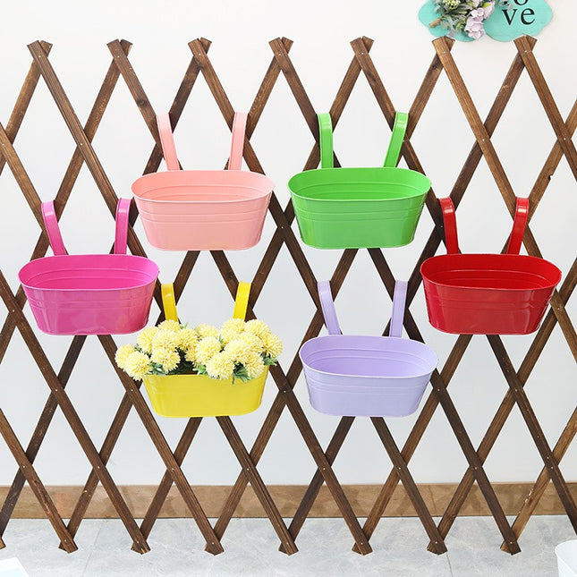 Decoratiune pentru ghivece cu flori, Model Galeata suspendata din fier, diverse culori