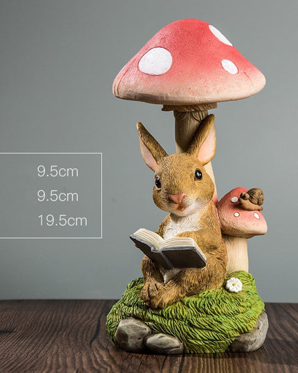 Decoratiune pentru Gradina, Lumini LED cu Incarcare solara,Model Ciuperca cu Iepuras care Citeste