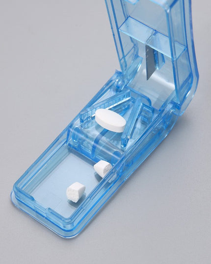 Dispozitiv pentru taiat sau sfaramat medicamente material non-toxic, portabil