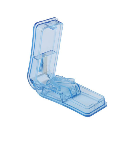 Dispozitiv pentru taiat sau sfaramat medicamente material non-toxic, portabil