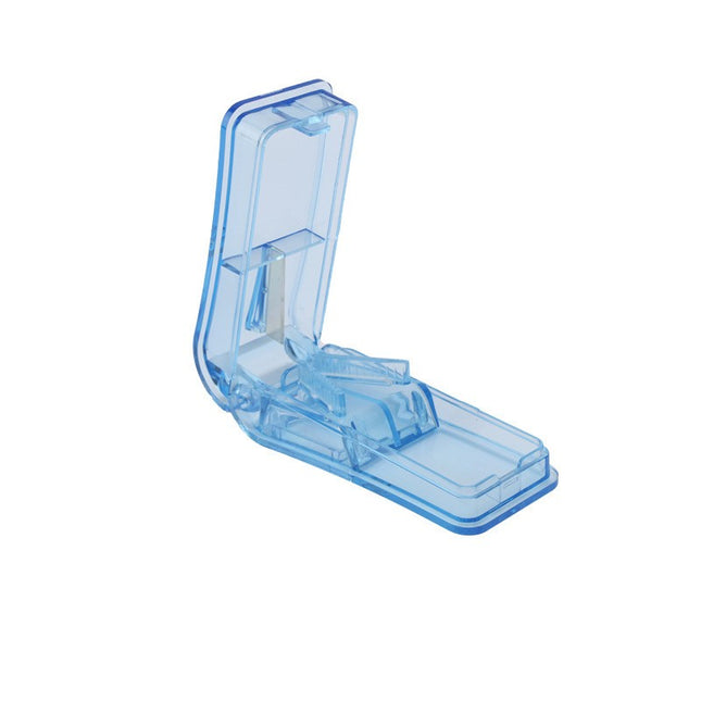 Dispozitiv pentru taiat sau sfaramat medicamente material non-toxic, portabil