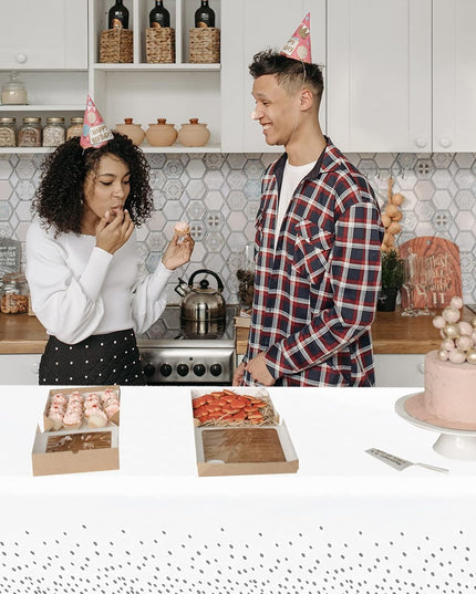 Fata de Masa, din PEVA, Imprimeu Buline , 137 x 274 cm, Impermeabila, Fara Pete, Curatare Rapida