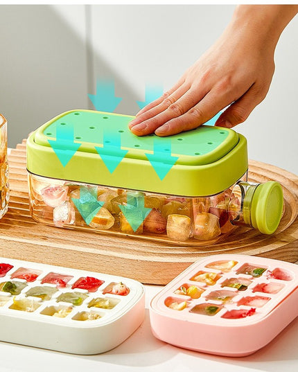 Forma de Gheata, 2in1, Tip Sticla cu Pai, 500 ml, 12 Cuburi