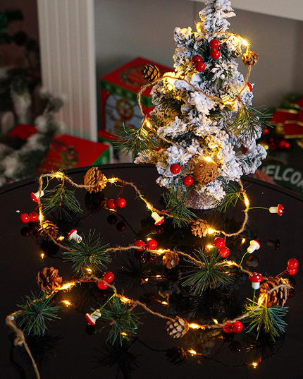 Instalatie Craciun cu baterii, 2 metri, 20 LED-uri tip Ace, conuri de pin si ciuperci
