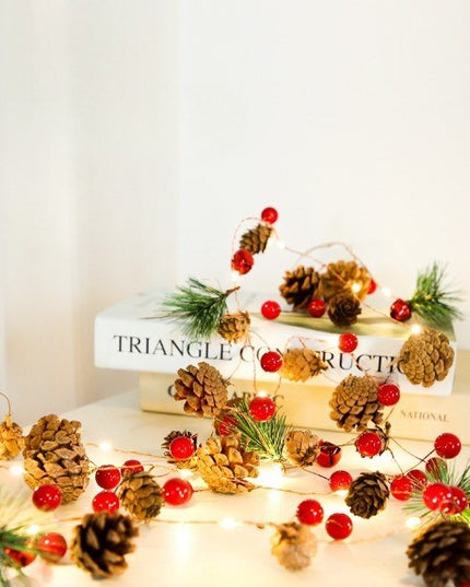 Instalatie Craciun cu baterii, 2 metri, 20 LED-uri tip Ace, conuri de pin si clopotei