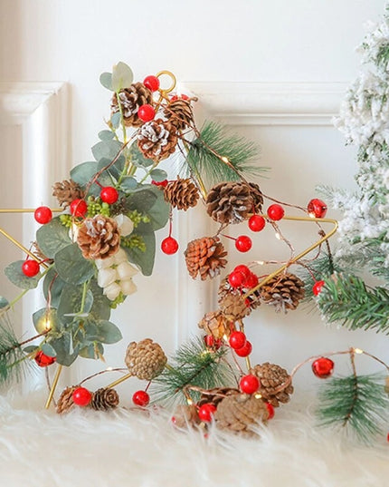 Instalatie Craciun cu baterii, 2 metri, 20 LED-uri tip Ace, conuri de pin si clopotei