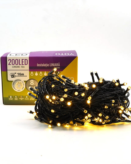 Instalatie de Craciun liniara Yoto,din care cablu priza 220V, 200 LED, 8 jocuri de lumini, beculet in 6 colturi, pentru interior, controler, fir