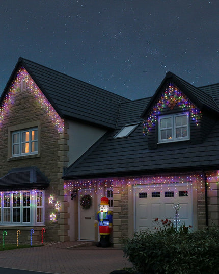 Instalatie Craciun Yoto, Tip Franjuri/Turturi,300 LED-uri, Prelungitor , 8 Jocuri de Lumini, Interconectabila, Conectare la Retea, Fir