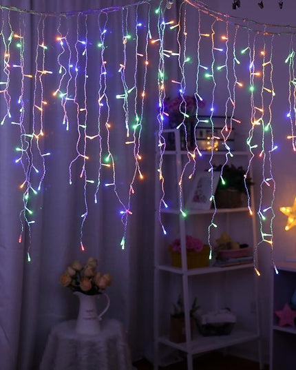 Instalatie Craciun Yoto, Tip Franjuri/Turturi,200 LED-uri, Prelungitor , 8 Jocuri de Lumini, Interconectabila, Conectare la Retea, Fir