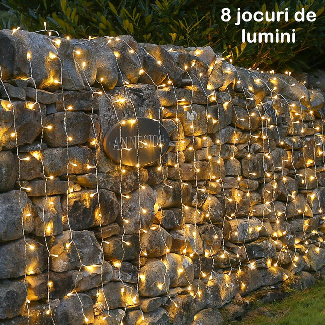 Instalatie Craciun Yoto, Tip Perdea, x , 320 LED-uri, Prelungitor , 8 Jocuri de Lumini, Interconectabila, Fir