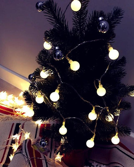 Instalatie de Craciun cu Baterii Tip Franjuri / 60 LED -uri