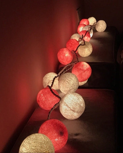 Instalatie de Craciun cu Baterii Tip Sir 10 LED -uri Glob