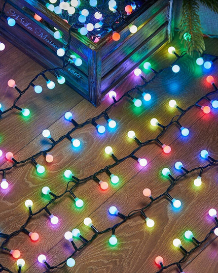 Instalatie de Craciun Liniara RGRB Yoto,din care Prelungitor 220V, 40 LED, Bilute Mate, Interconectabila, Utilizare Interior/Exterior, Fir