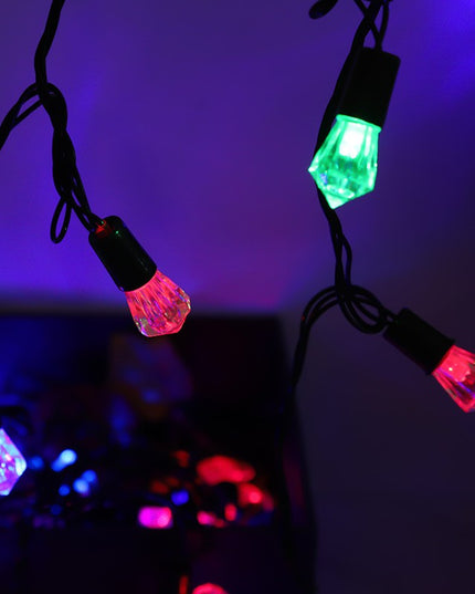 Instalatie de Craciun Liniara RGRB Yoto,din care Prelungitor 220V, 40 LED, Model Diamante, Utilizare Interior/Exterior, Interconectabila, Fir