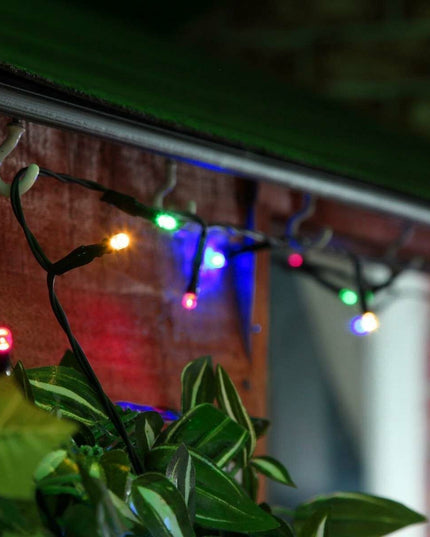 Instalatie de Craciun Liniara Yoto,din care Prelungitor 220V, 300 LED, 8 jocuri de lumini, Controler, Utilizare Interior/Exterior, Fir