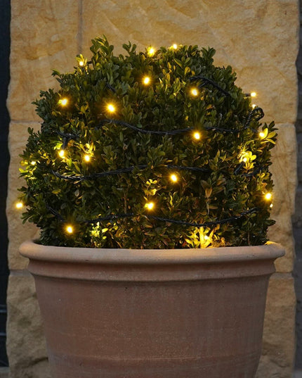 Instalatie de Craciun Liniara Yoto,din care Prelungitor 220V, 300 LED, 8 jocuri de lumini, Controler, Utilizare Interior/Exterior, Fir