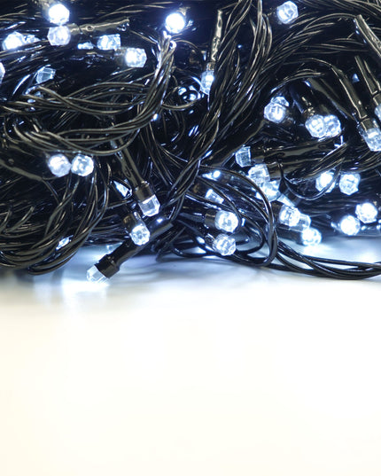 Instalatie de Craciun liniara Yoto,din care cablu priza 220V, 300 LED, 8 jocuri de lumini, beculet in 6 colturi, pentru interior, controler, fir