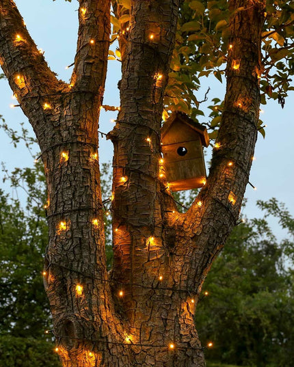 Instalatie de Craciun liniara Yoto,din care cablu priza 220V, 300 LED, 8 jocuri de lumini, controler, fir