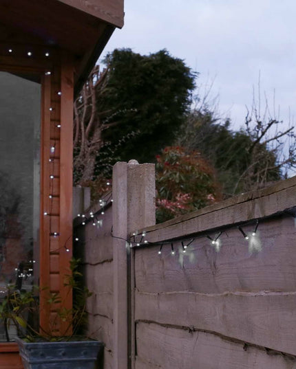 Instalatie de Craciun Liniara Yoto,Prelungitor 220V, 498 LED, 8 Jocuri de Lumini, Controler, Fir