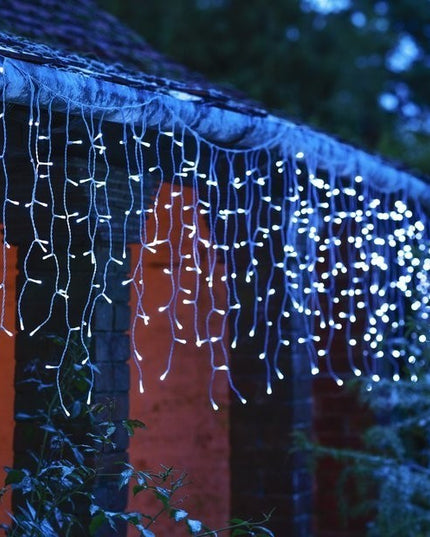 Instalatie Solara Craciun Turturi, IP44, 5 m, 143 Led-uri, Perdea Franjurata,8 jocuri de lumini, cu Telecomanda, 31V, 500 mAh, Acumulator de 2400 mAh, Exterior, Prelungitor 5 m inclus, Fir