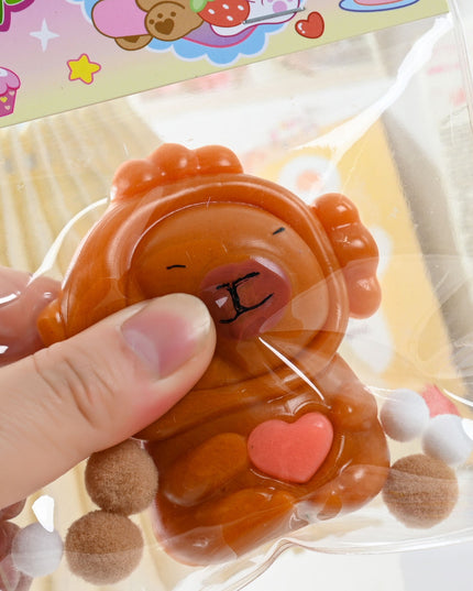Jucarie Antistres Squishy, cu Revenire Lenta, Model Capybara cu Inima, 7.5cmx6.5 cm, din TPR, Ambalaj