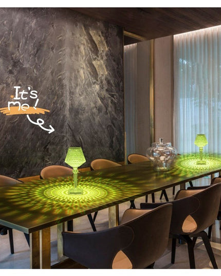 Lampa de birou pe LED RGB 16, dimmer tactil, 3 nivele de intensitate, incarcare USB, 3W, Cristal Acrilic, cu telecomanda, forma pahar