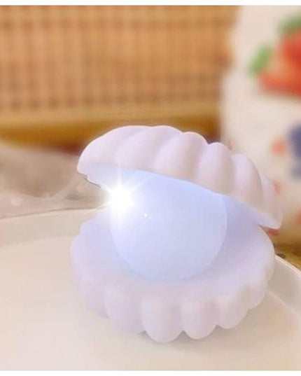 Lampa de Veghe, Model Scoica cu Perla, Lumina