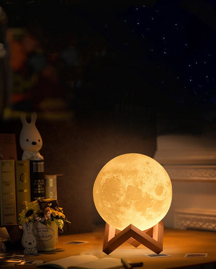 Lampa de veghe luna 3D Moon Light, lumina LED cald, alimentare baterii, fara acumulator, stand din plastic inclus, 12 cm