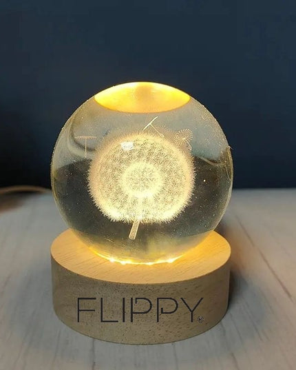 Lampa LED Decorativa, cu Bila de Cristal cu Diametru , Model Papadie 3D, Alimentare USB, Suport din Lemn, Lumina