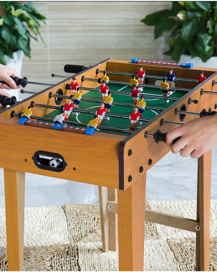Masa de Fotbal cu Teren si 18 Jucatori 6 Manere, cu Tablou pentru Scor, din Metal, Lemn si ABS, 69 x 36.5 x 61 cm, cu Picioare, pentru copii/adulti
