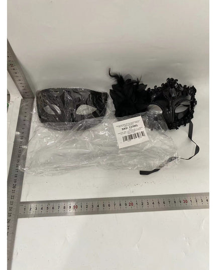 2 Masti de Cuplu, pentru Carnaval, Bal Mascat, Marime Universala, Model Floare Laterala si Margele, Model Clasic