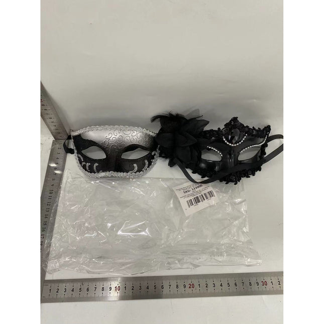 2 Masti de Cuplu, pentru Carnaval, Bal Mascat, Marime Universala, Model Floare Laterala si Margele, Model Clasic Fluture