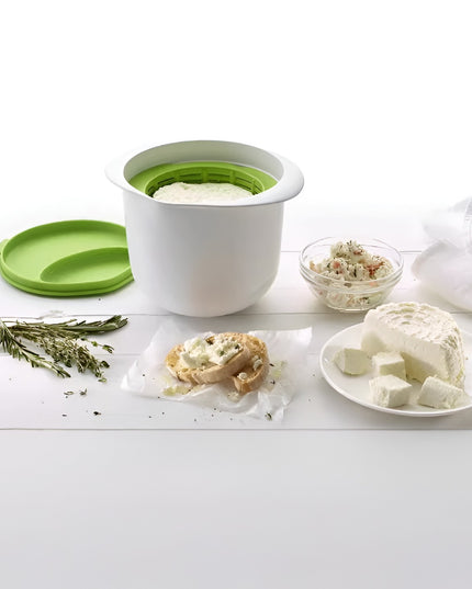 Recipient pentru Preparat Branza, Capac de Silicon, Cheese Maker din Plastic, Strecuratoare