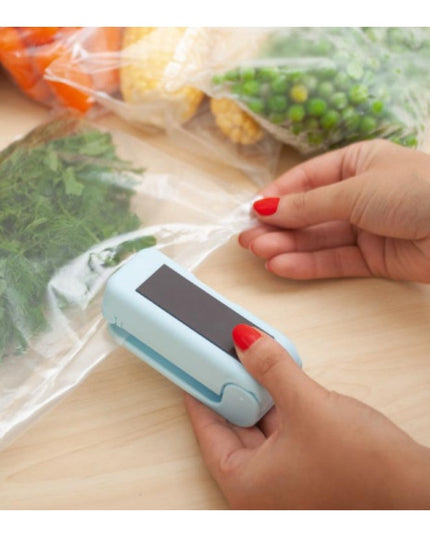 Mini Aparat de Sigilat Pungi cu Baterii, Etansare prin Caldura, Spate Magnetic, Portabil