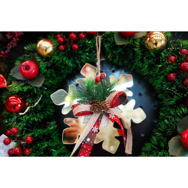 Ornament brad, Fulg de nea